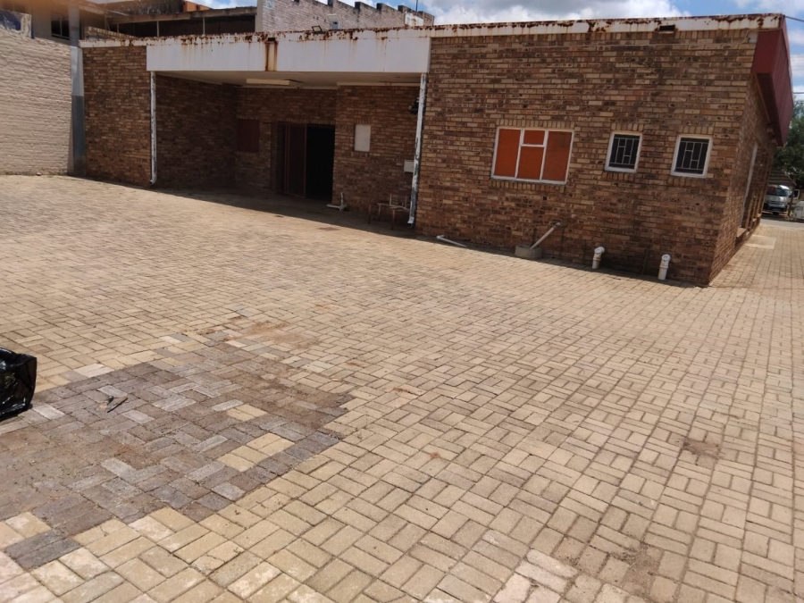 Commercial Property for Sale in La Hoff North West